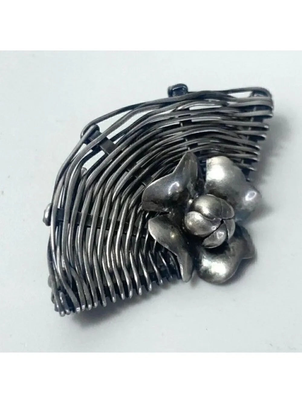 Vintage Sterling Silver Basket Weave Flower Fan Brooch